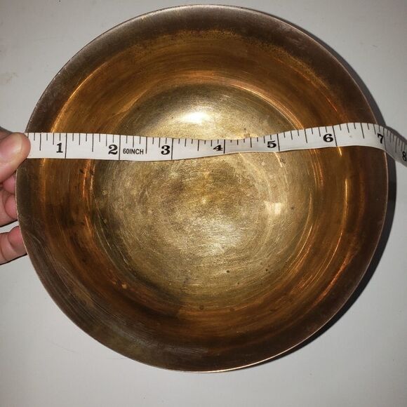 Vintage SMALL FOOTED BRASS BOWL MADE IN INDIA - Picture 5 of 6